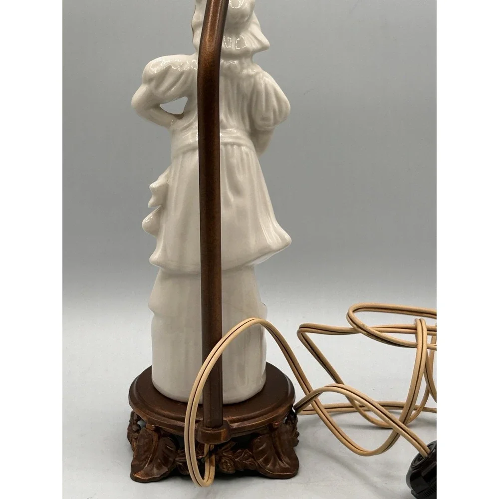 Vintage Colonial Woman Gold Trim Porcelain Table Lamp